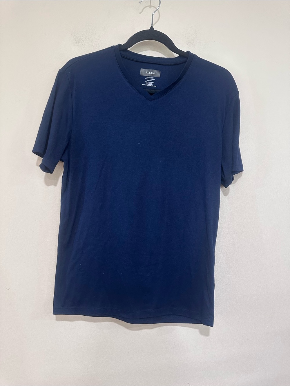 Alfani Men's Deep Navy V-Neck Short Sleeve Tee. Size small